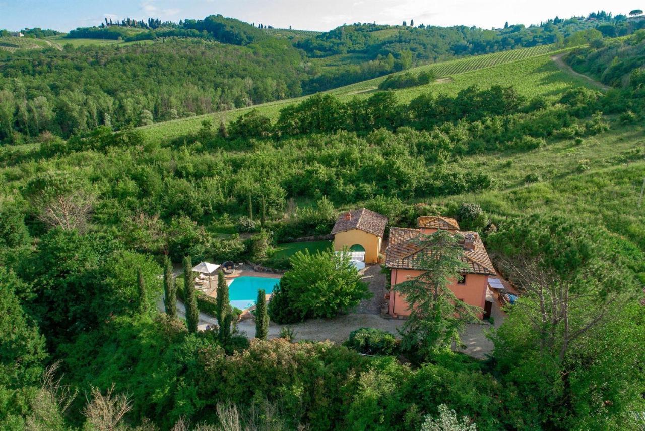 Вилла Casale Del Lago Сан-Кашиано-ин-Валь-ди-Пеза Экстерьер фото